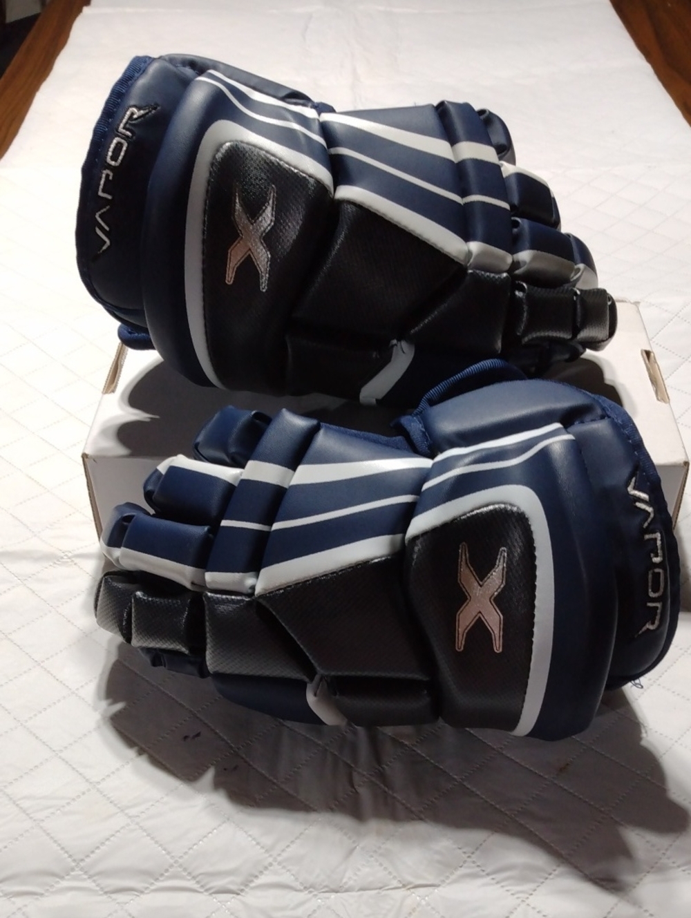 Bauer Vapor X Navy and White Hockey Gloves